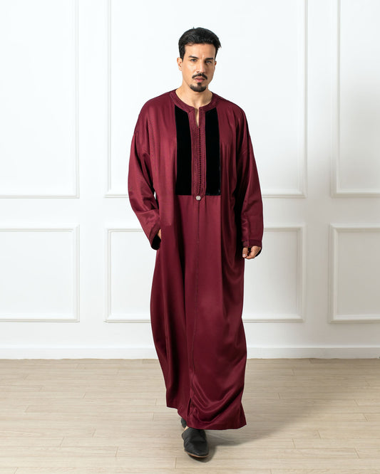 Caftan with velvet details