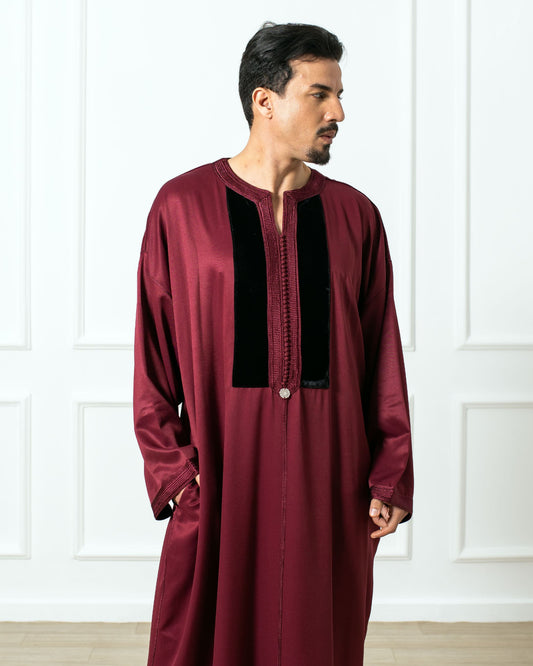 Caftan with velvet details